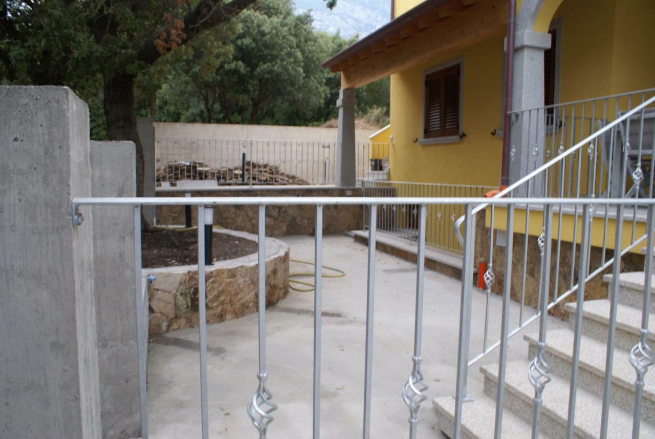 Casa Mariolu 2 Apartment Cala Gonone Luaran gambar